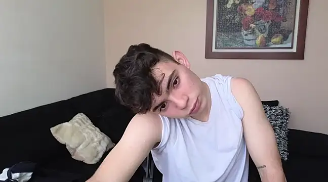 lukeboyce33 online show from 03-18-25, 02:15