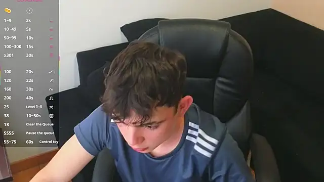 lukeboyce33 online show from 09-22-25, 09:28