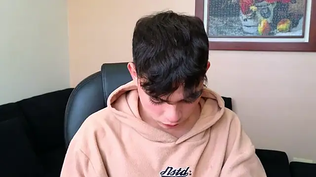 lukeboyce33 online show from 10-18-25, 09:59