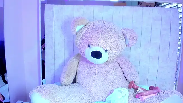 Alice 26  online show from 02-23-26, 02:14