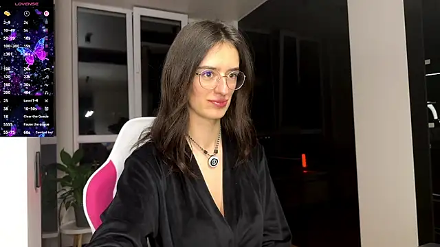 Snapshot of TwinTemptations chatting on 03-05-26, 09:11 TwinTemptations online show from 03-05-26, 09:11