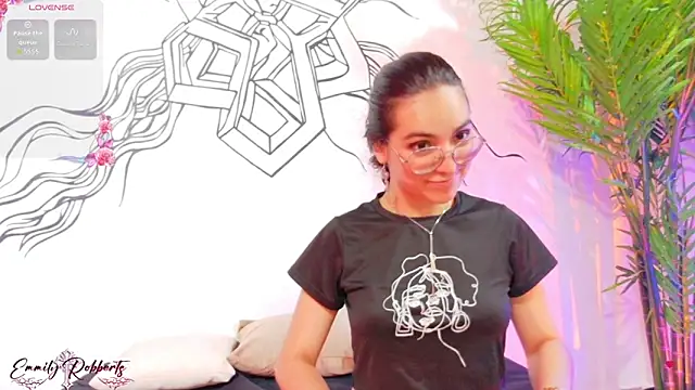 Emmi Roberts online show from 02-20-26, 09:37