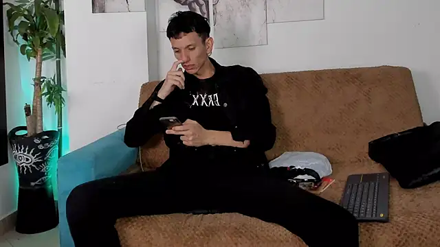 Giotrashy online show from 12-17-25, 12:16