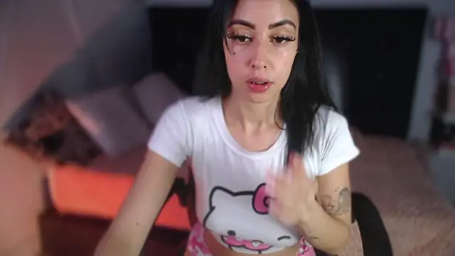 Taylor dolll online show from 11-20-25, 06:35