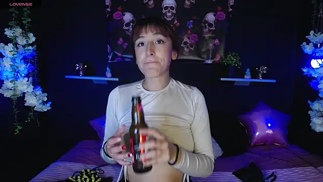 Hairydoll  online show from 11-10-25, 09:14