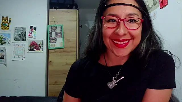 Snapshot of Malishka-fox chatting on 11-02-25, 10:56 Malishka-fox online show from 11-02-25, 10:56