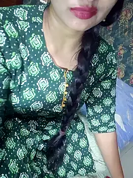 Snapshot of Shalini_telugu09 chatting on 06-15-26, 03:58 Shalini telugu09 online show from 06-15-26, 03:58