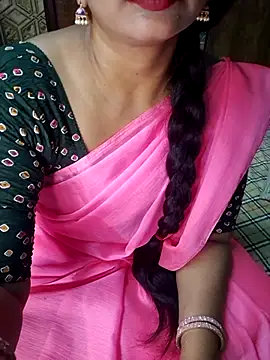 Snapshot of Shalini_telugu09 chatting on 07-12-26, 06:37 Shalini telugu09 online show from 07-12-26, 06:37