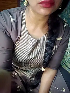 Snapshot of Shalini_telugu09 chatting on 07-19-26, 03:38 Shalini telugu09 online show from 07-19-26, 03:38