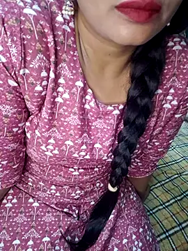 Snapshot of Shalini_telugu09 chatting on 07-27-26, 09:38 Shalini telugu09 online show from 07-27-26, 09:38