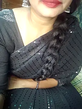 Snapshot of Shalini_telugu09 chatting on 08-01-26, 01:32 Shalini telugu09 online show from 08-01-26, 01:32