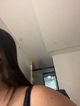 Saanvi21 online show from 02-26-26, 01:48