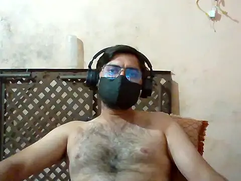 Snapshot of indori_guy chatting on 04-22-26, 01:12 indori guy online show from 04-22-26, 01:12