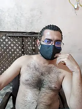 Snapshot of indori_guy chatting on 05-19-26, 10:32 indori guy online show from 05-19-26, 10:32