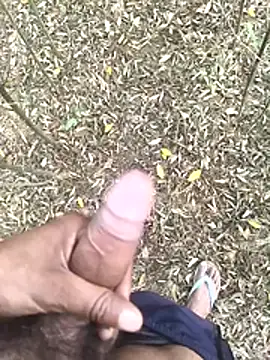 Snapshot of JAZZYS8 chatting on 10-31-25, 04:02 JAZZYS8 online show from 10-31-25, 04:02