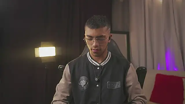 Colstorw  online show from 02-27-26, 10:04