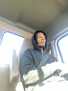 Sir-Tucker online show from 03-21-25, 07:46