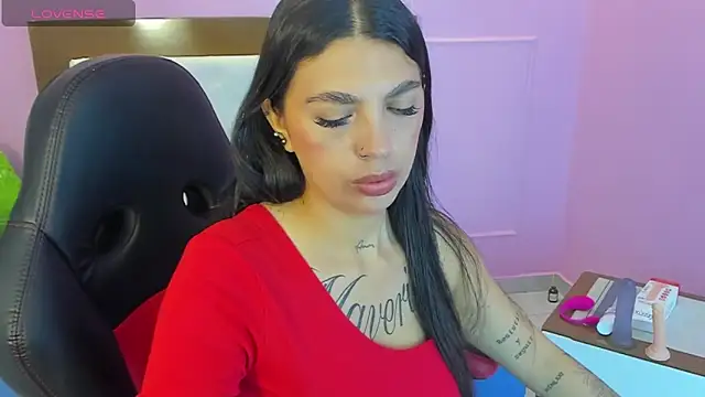 TATILARSON1 online show from 11-08-25, 12:49