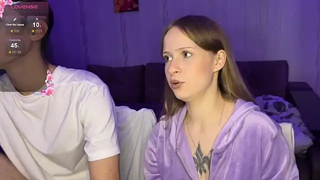 Romanhavesweetydick777 online show from 10-21-25, 05:13