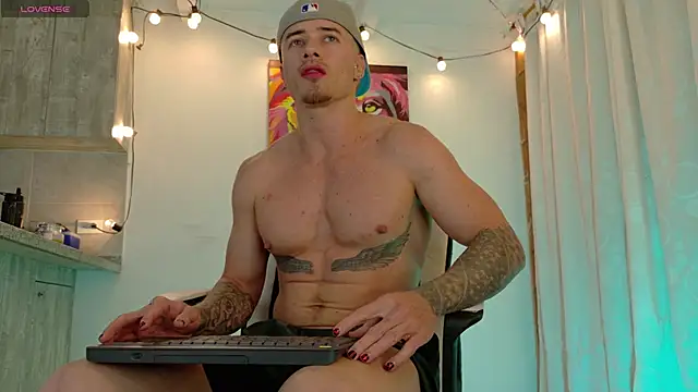 Ryannblue07 online show from 10-30-25, 12:56