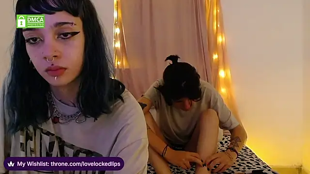 Snapshot of lovelockedlips chatting on 02-16-26, 05:25 lovelockedlips online show from 02-16-26, 05:25