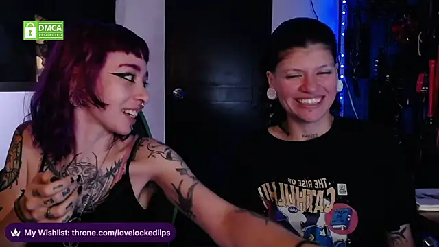 Snapshot of lovelockedlips chatting on 07-19-26, 05:38 lovelockedlips online show from 07-19-26, 05:38