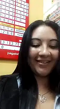 Snapshot of melisamoon_ chatting on 03-18-25, 05:31 melisamoon online show from 03-18-25, 05:31