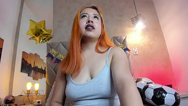 Snapshot of kailinmoonx chatting on 07-18-26, 11:36 kailinmoonx online show from 07-18-26, 11:36