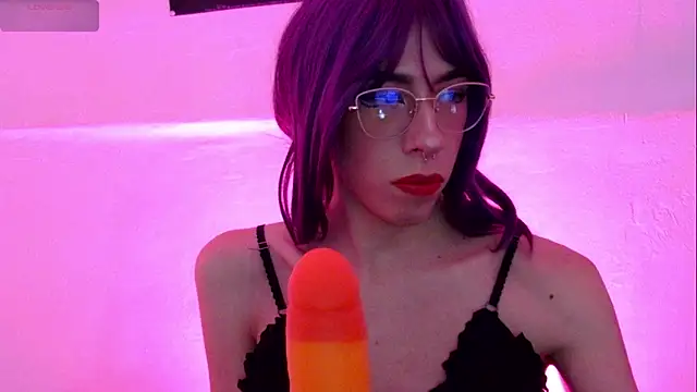 Snapshot of kattycat_ chatting on 09-28-25, 01:44 kattycat  online show from 09-28-25, 01:44