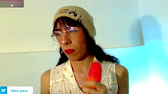 Snapshot of kattycat_ chatting on 10-08-25, 11:24 kattycat  online show from 10-08-25, 11:24