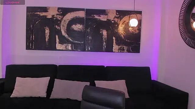 CandaseRussell online show from 02-04-26, 08:47