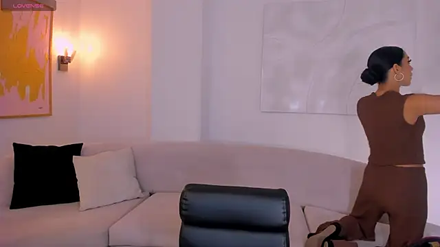 AmaliaCrus online show from 02-25-26, 07:23