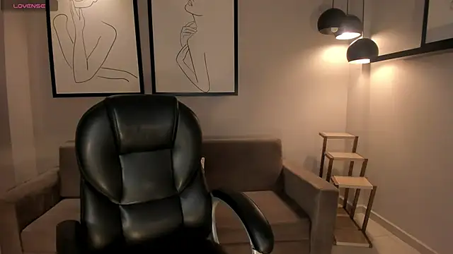 MaiaCollins online show from 10-09-25, 06:28