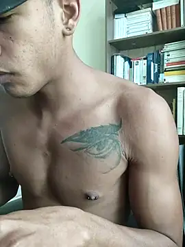 Snapshot of Aronbbc chatting on 03-20-25, 01:26 Aronbbc online show from 03-20-25, 01:26