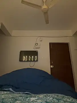 Snapshot of Ms_Saanvi chatting on 11-29-25, 08:23 Ms Saanvi online show from 11-29-25, 08:23