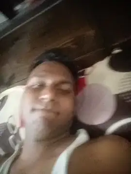 Snapshot of vikesh05 chatting on 03-05-26, 07:32 vikesh05 online show from 03-05-26, 07:32