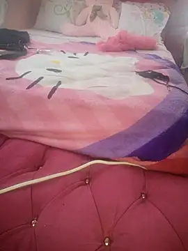 Snapshot of BoobliciousTitty chatting on 11-13-25, 10:25 BoobliciousTitty online show from 11-13-25, 10:25