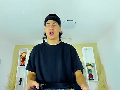 Jhojan twink online show from 09-22-25, 11:23