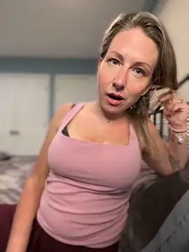 LittleMsMILF online show from 03-31-26, 11:16