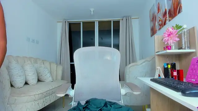 karol f00x online show from 02-20-26, 01:02