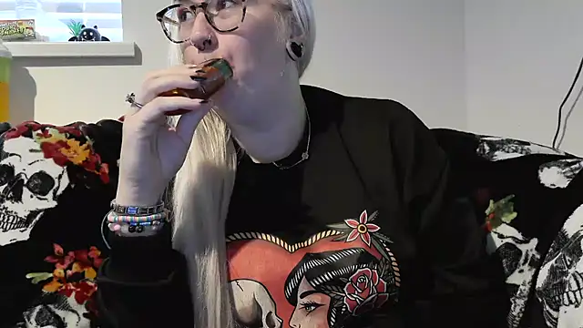 Sizzling Indie36 online show from 09-18-25, 08:38