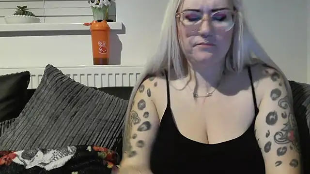 Sizzling Indie36 online show from 09-30-25, 09:42