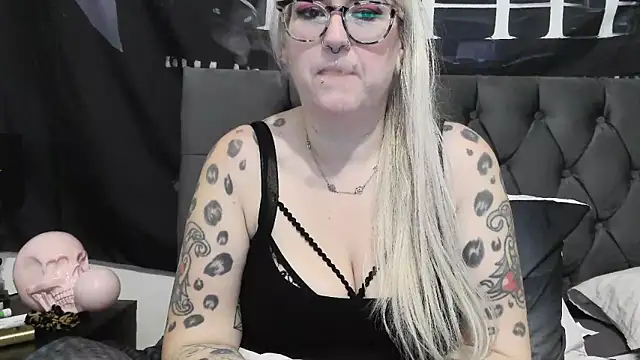 Sizzling Indie36 online show from 11-08-25, 12:22