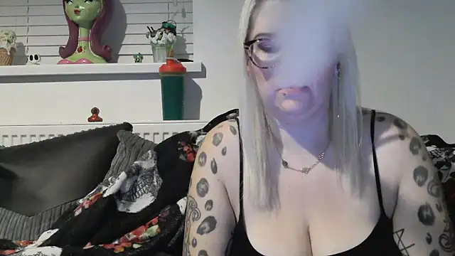 Sizzling Indie36 online show from 11-11-25, 09:26