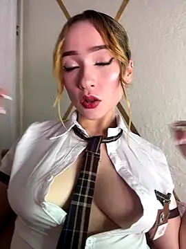 Snapshot of Rubyconer5 chatting on 11-03-25, 12:24 Rubyconer5 online show from 11-03-25, 12:24