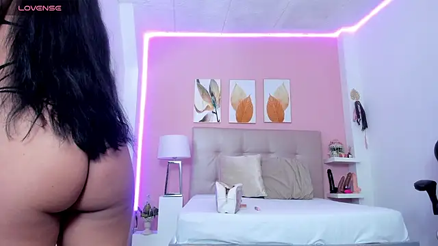 Molly h0t online show from 04-21-26, 12:33