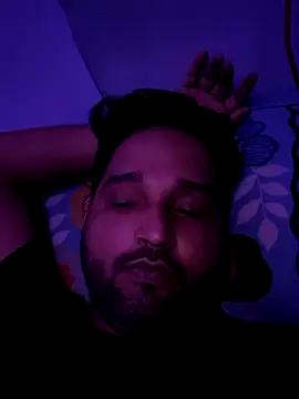 Snapshot of John96999 chatting on 07-12-26, 09:39 John96999 online show from 07-12-26, 09:39