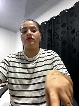 Snapshot of pareja_curiosa19 chatting on 11-30-25, 02:26 pareja curiosa19 online show from 11-30-25, 02:26