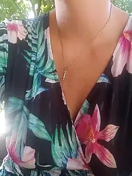 emiliemilf online show from 04-02-26, 05:43