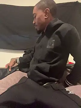 Snapshot of 9blk chatting on 11-12-25, 01:55 9blk online show from 11-12-25, 01:55